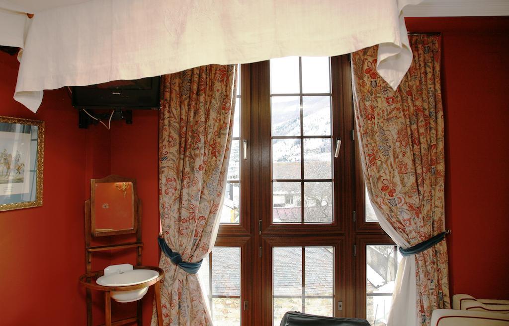 Hotel Almud Sallent de Gállego Rom bilde